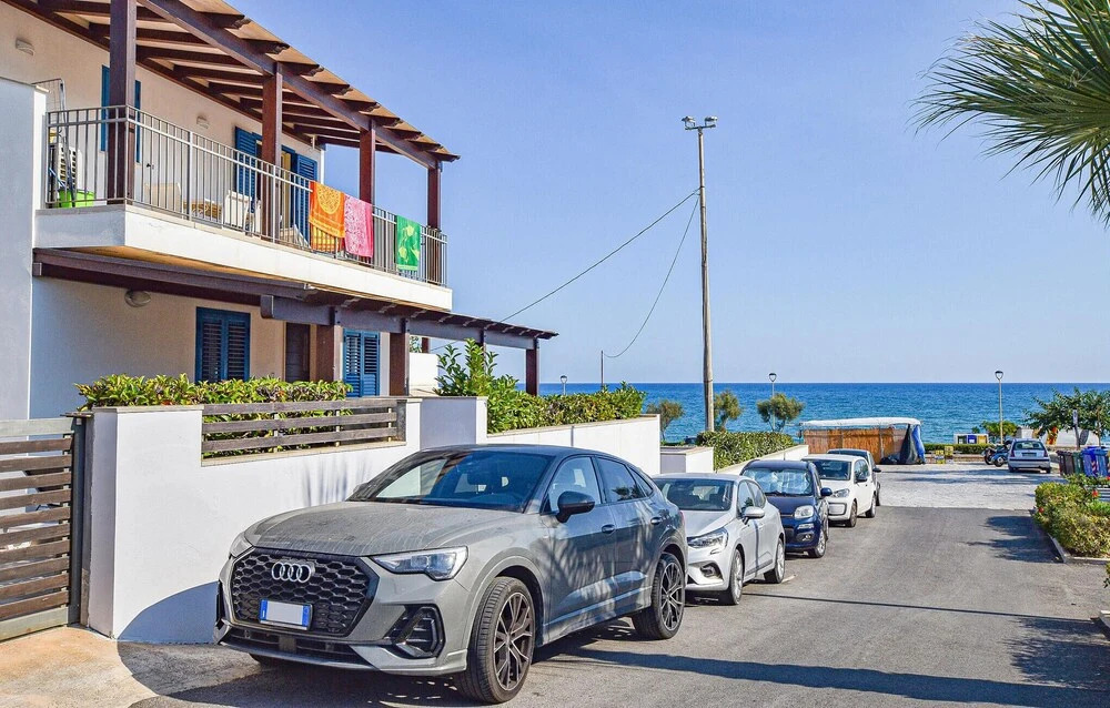 Amazing Home in Marina di Modica With Wifi and 2 Bedrooms