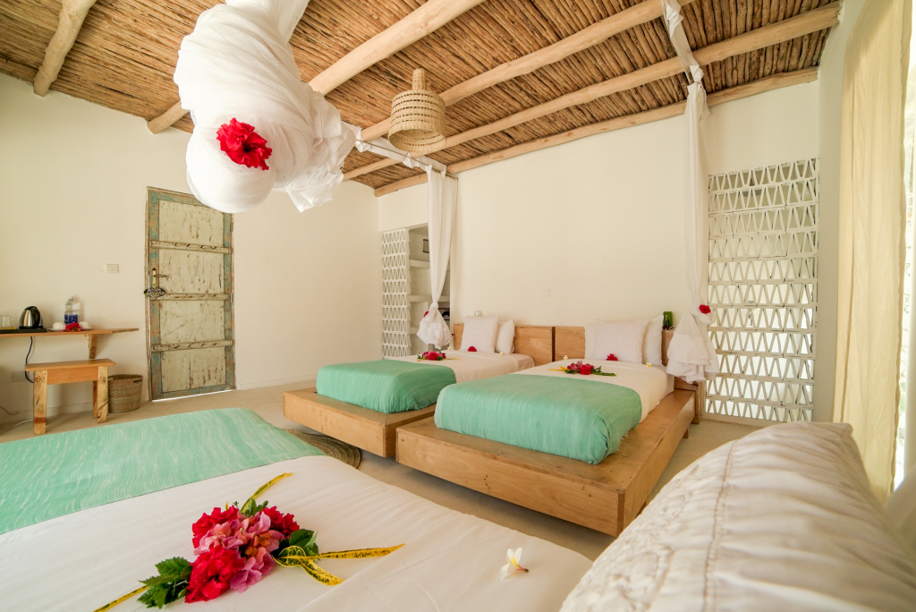 Zanbluu Beach Hotel