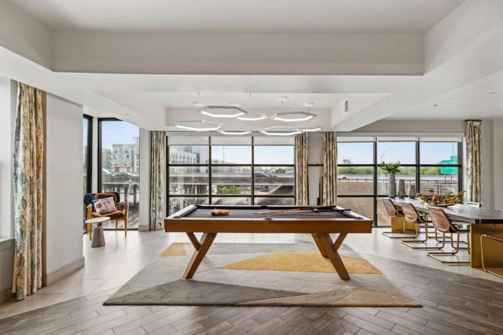 Placemakr Austin Downtown, Apartments by Hilton