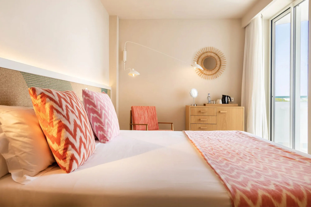 Inturotel Cala Esmeralda Beach Hotel & Spa