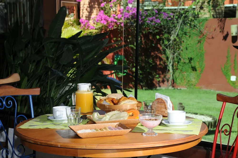 Suri Búzios Hotel