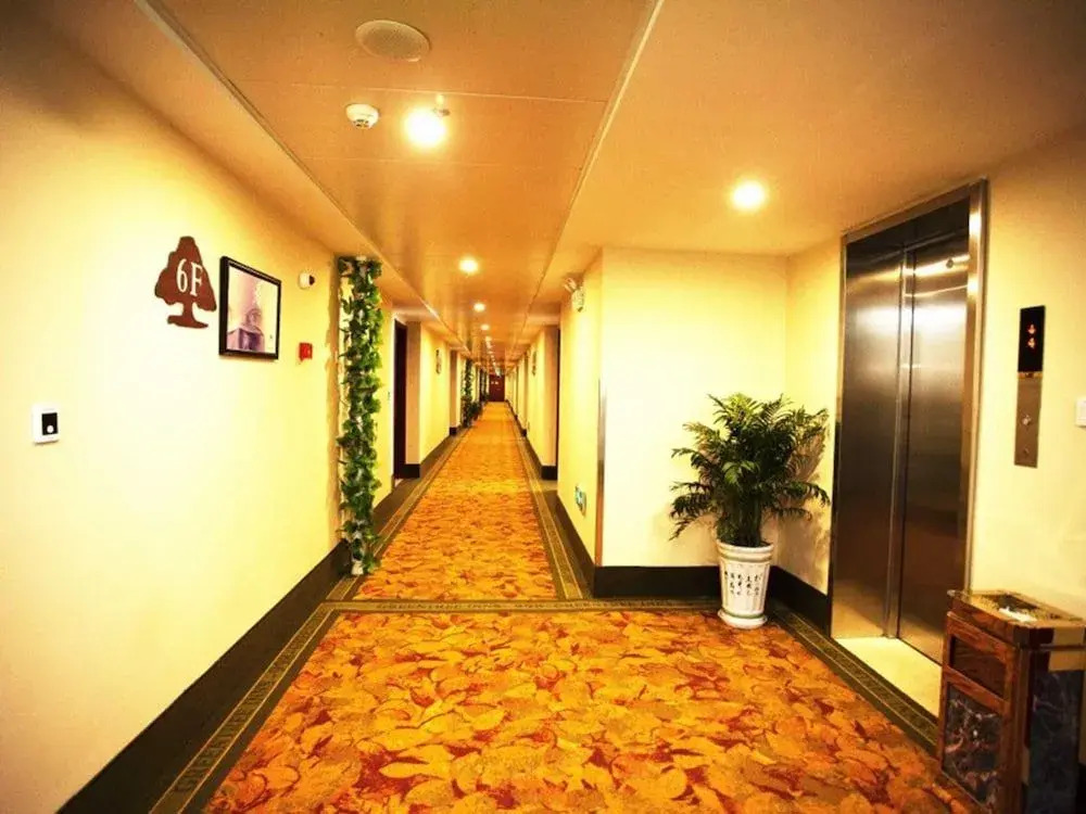 GreenTree Inn TaiZhou JingJiang RenMin S Road ZhongXu Road Business Ho