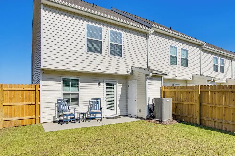 Private Yard: Family Hideaway 9 Mi to Fort Jackson