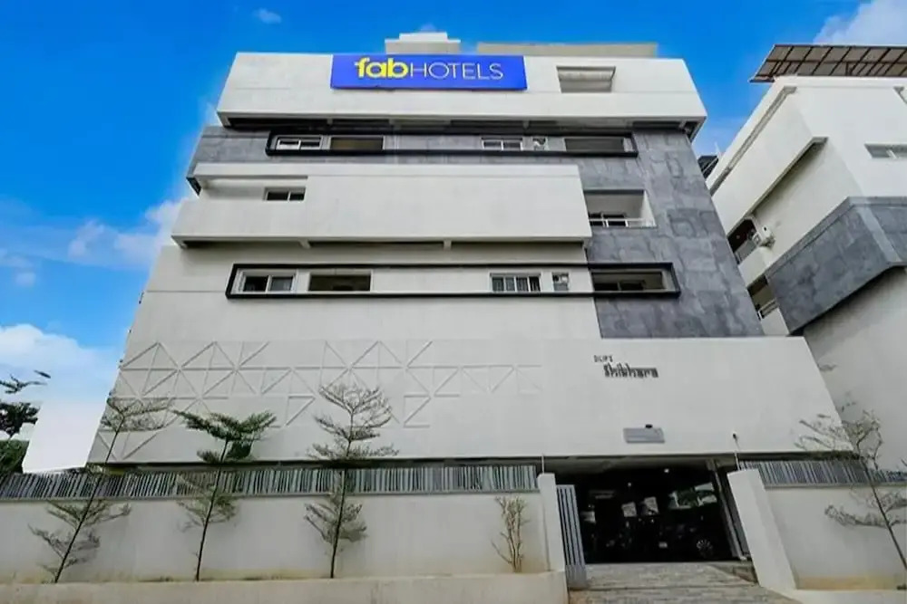 FabHotel Wild Wings Narsingi