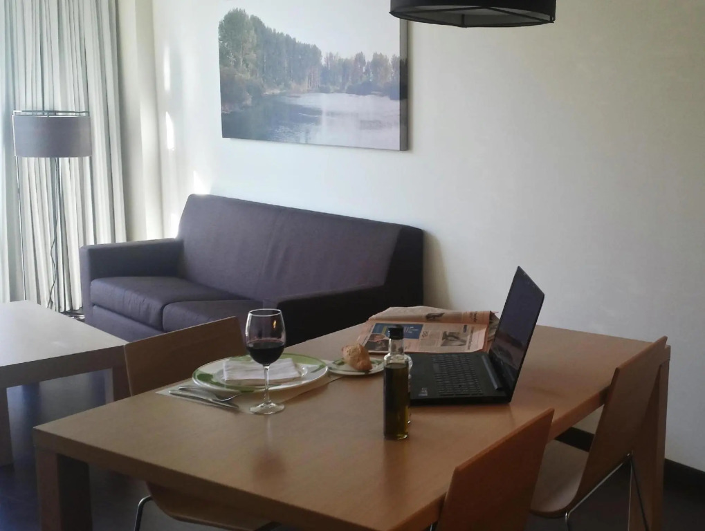 Hotel Jardines de Uleta Suites