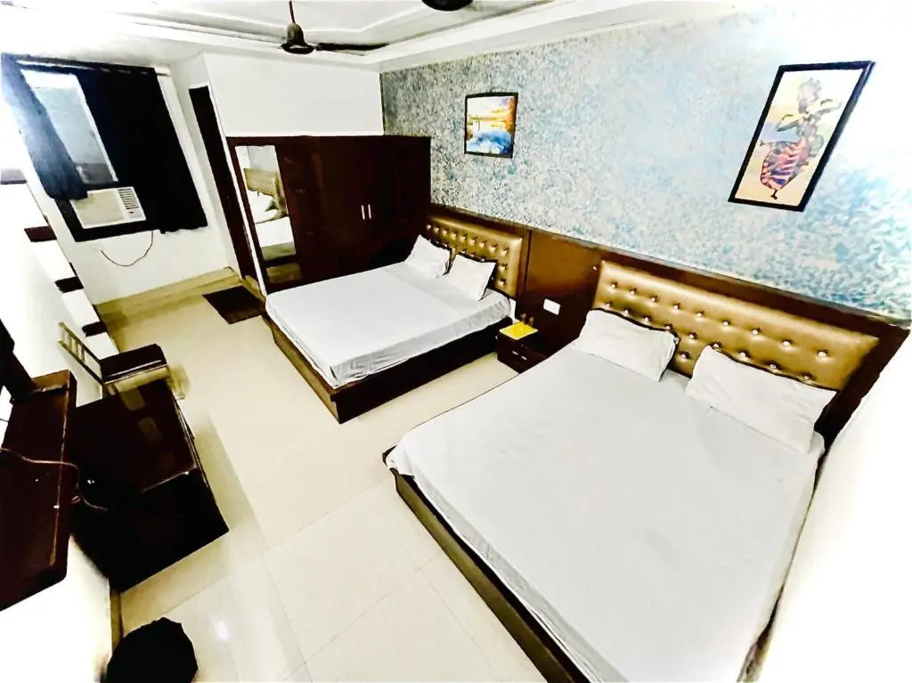 Blossom Rooms The Family Hotel, 500 Mtr From Tajmahal