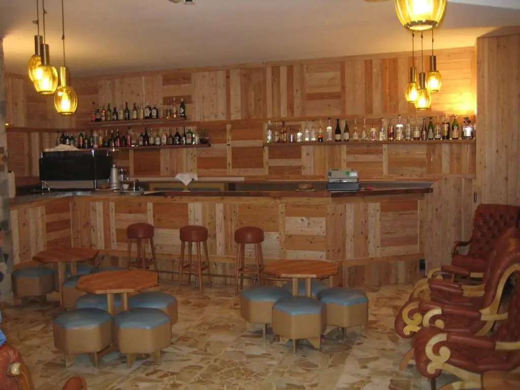 Hotel Holiday Debili