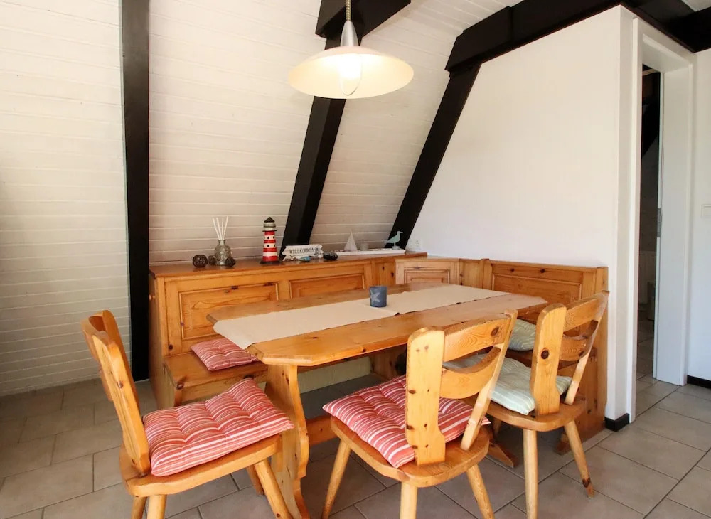 Reetdachhaus in Burhave