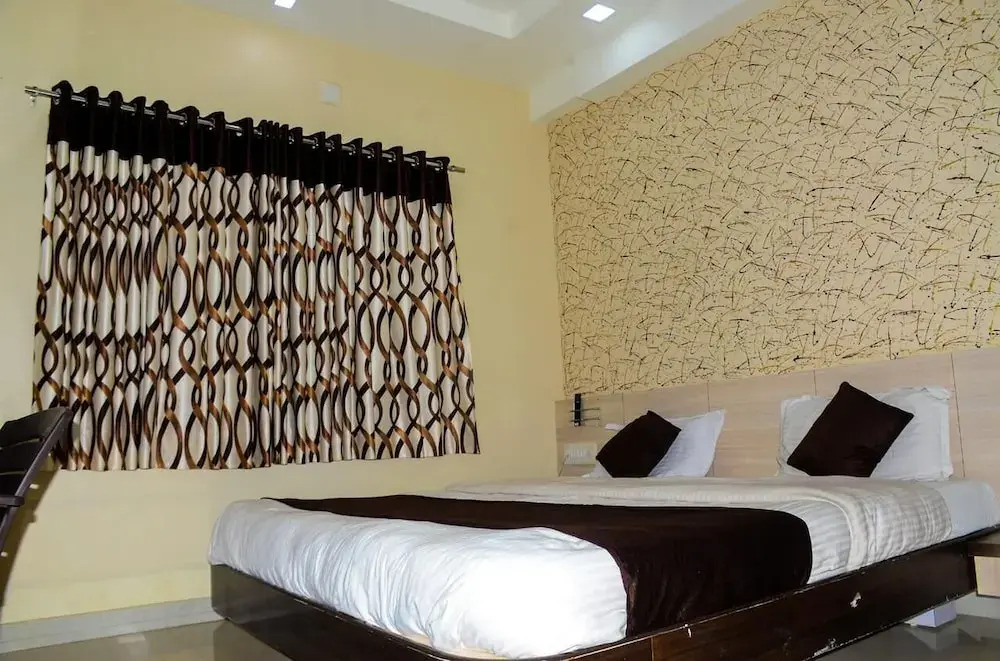 Hotel Shree Vallabh