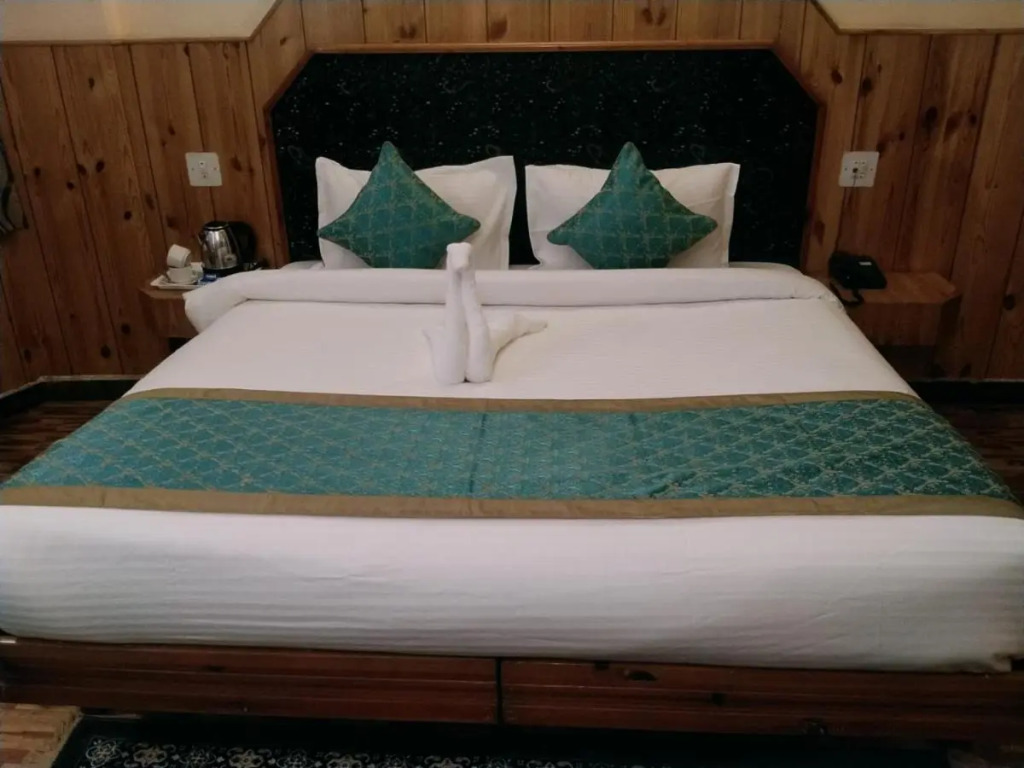 Hotel Yak