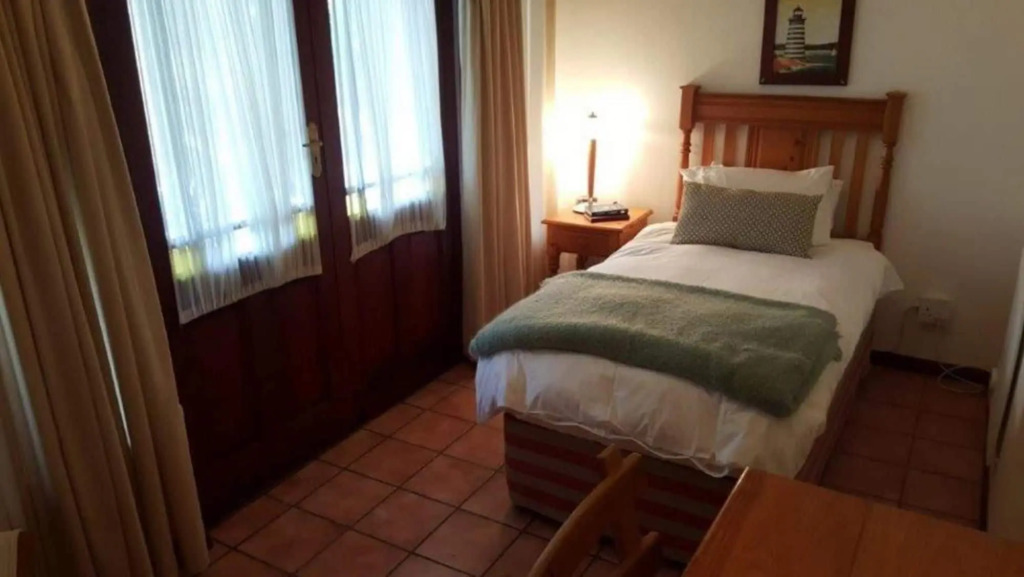 Le Bay Lodge