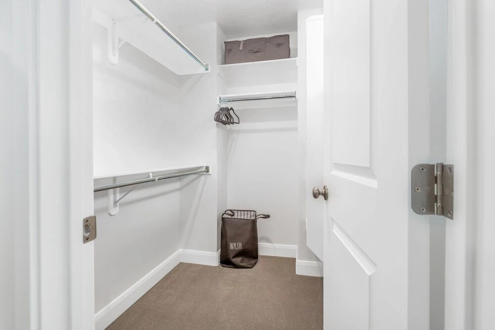 Gateway 3 Bedroom Townhouse by Redawning