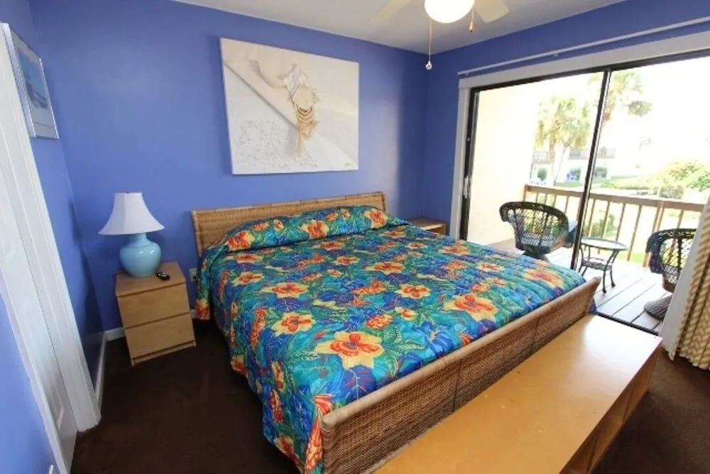 Blue Surf 12b 2 Bedroom Townhouse by RedAwning