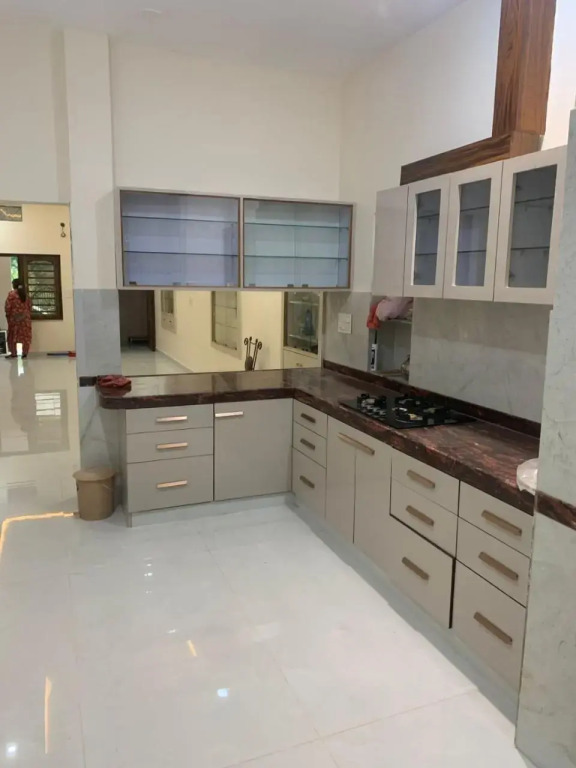 "Shree" Home Stay