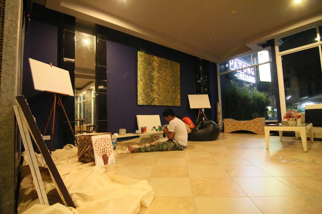 Patong Gallery Hotel