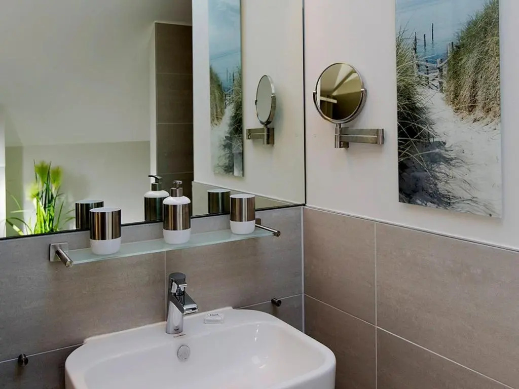 Ostsee Appartement Nr 50 Meerblick am Yachthafen im Strand Resort