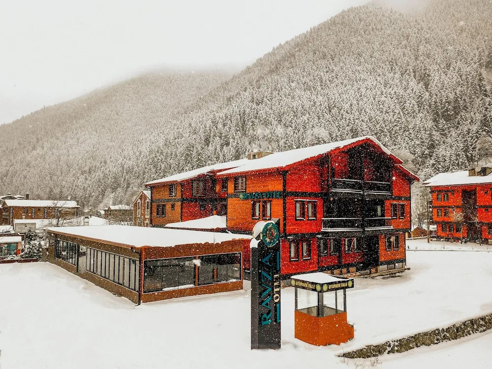 Ravza Otel Uzungol