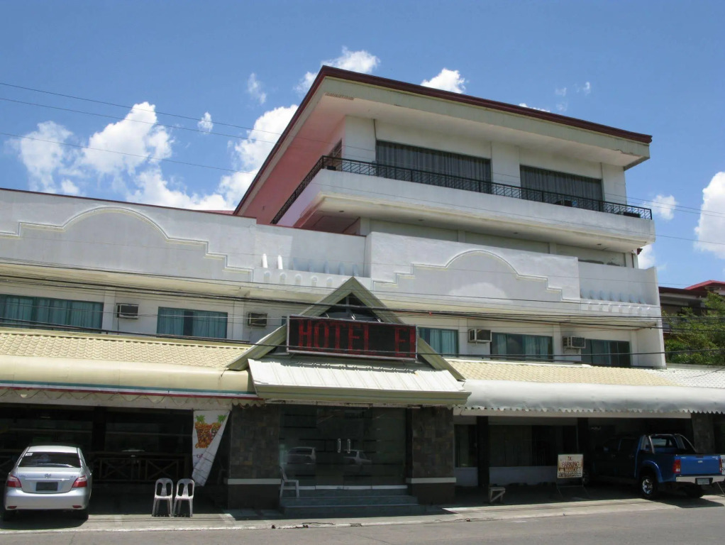 Hotel Elena