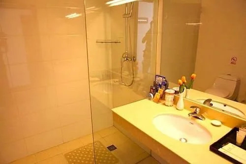 Kunming Guofang Hotel