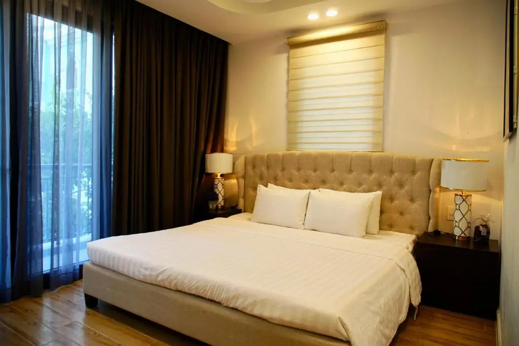 5BR West coast Phu Quoc Duplex Villa by the beach