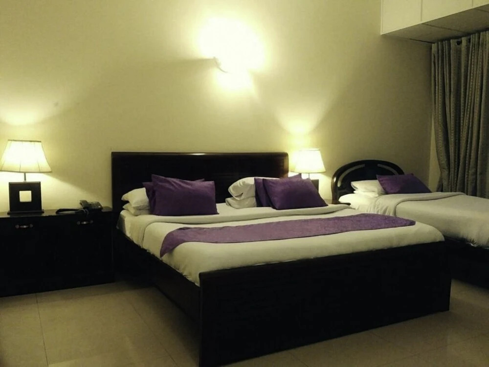 Hotel Pak Continental Hotel