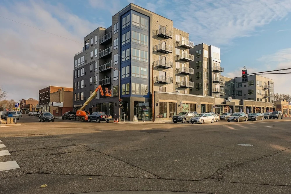 Macalester Apartments by Frontdesk