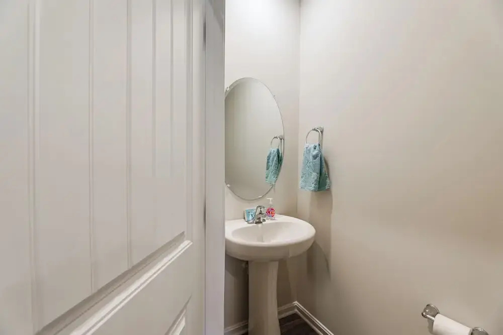 5 Mi to Bethany Beach: Townhome w/ Pool!