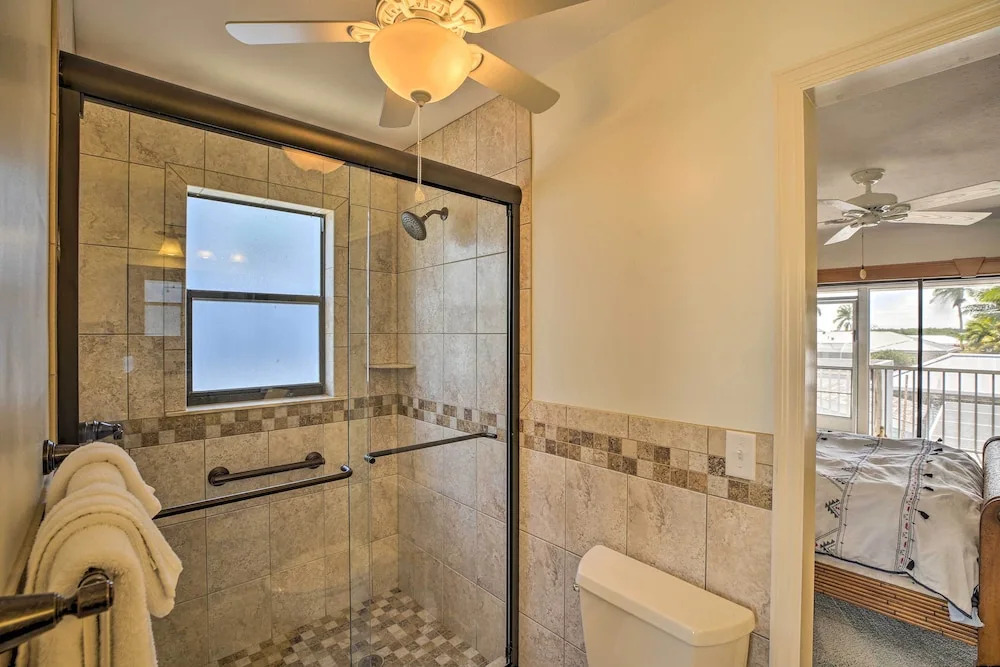 Private Pool & Deck: Canalfront St James City Home