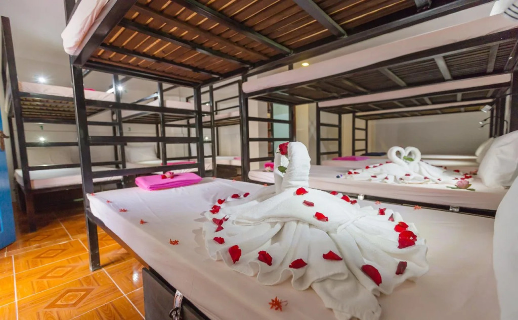 Kafu Hostel & Pool