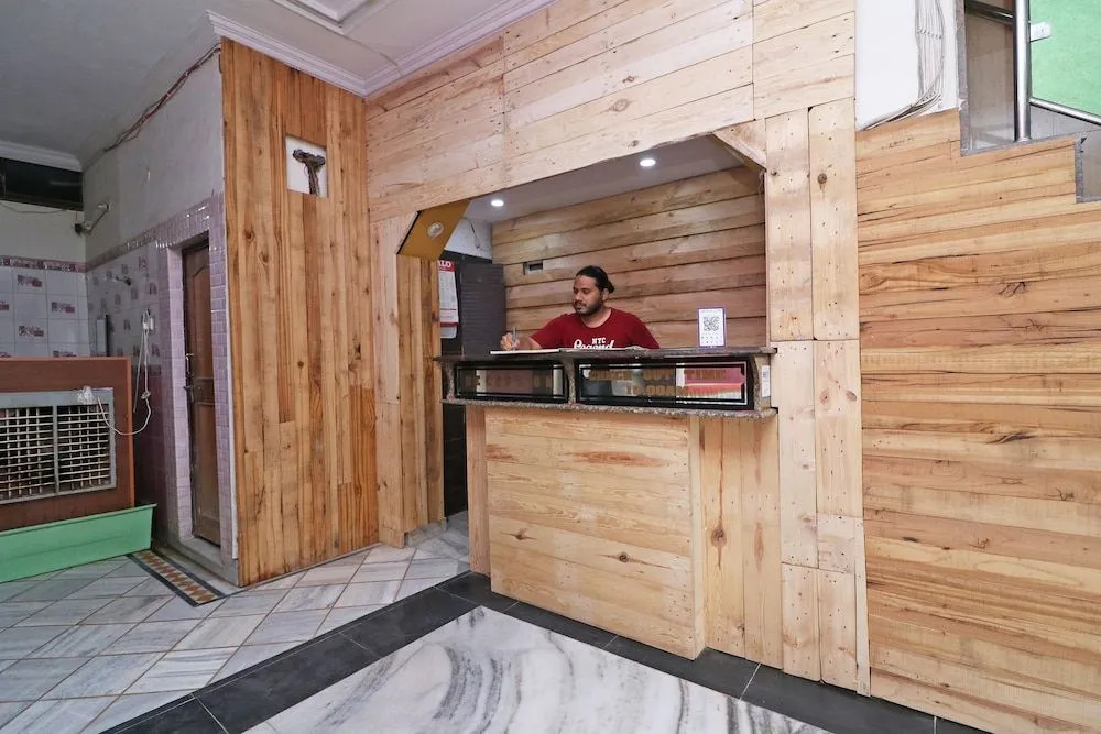 Hotel Aashiyana