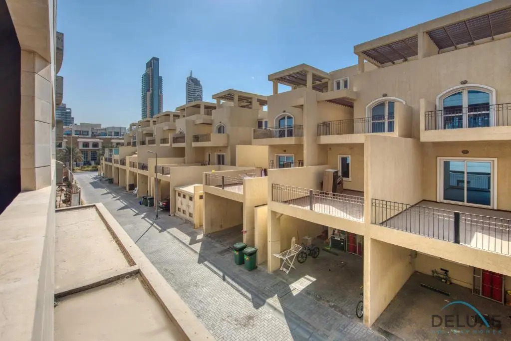 Welcoming 2BR at Park Corner JVC by Deluxe Holiday Homes