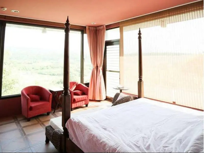 Sunrise Villa