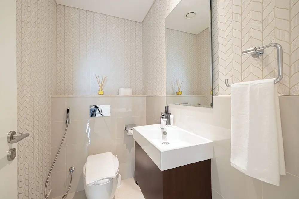 3Br + Maid Close To Burj Khalifa Dubai Mall