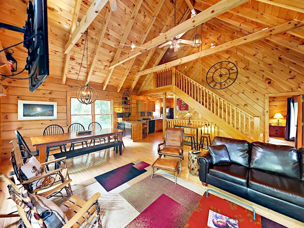 426 Forrest Springs Dr Cabin 3 Bedrooms 3 Bathrooms Cabin