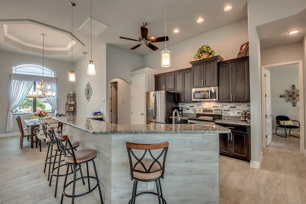Villa Lake Kennedy - Roelens Vacations