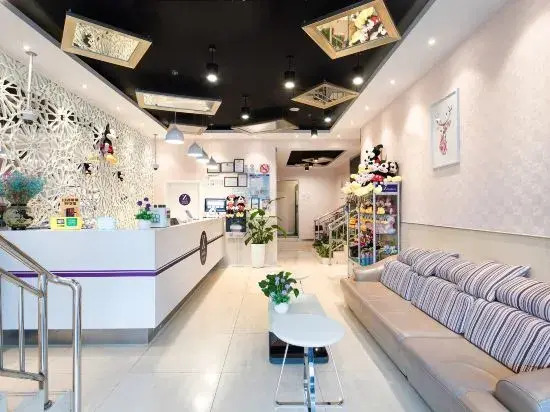 Zhotels (Shanghai International Tourist Resort Xiuyan Road Metro Station)