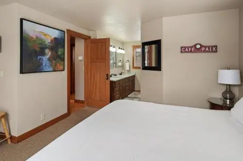 Mt Baker-AC-Hot Tub-4BR/3.5BA