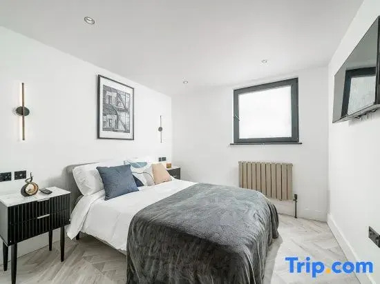 Stunning 2 Bed with ensuite near Elephant & Castle