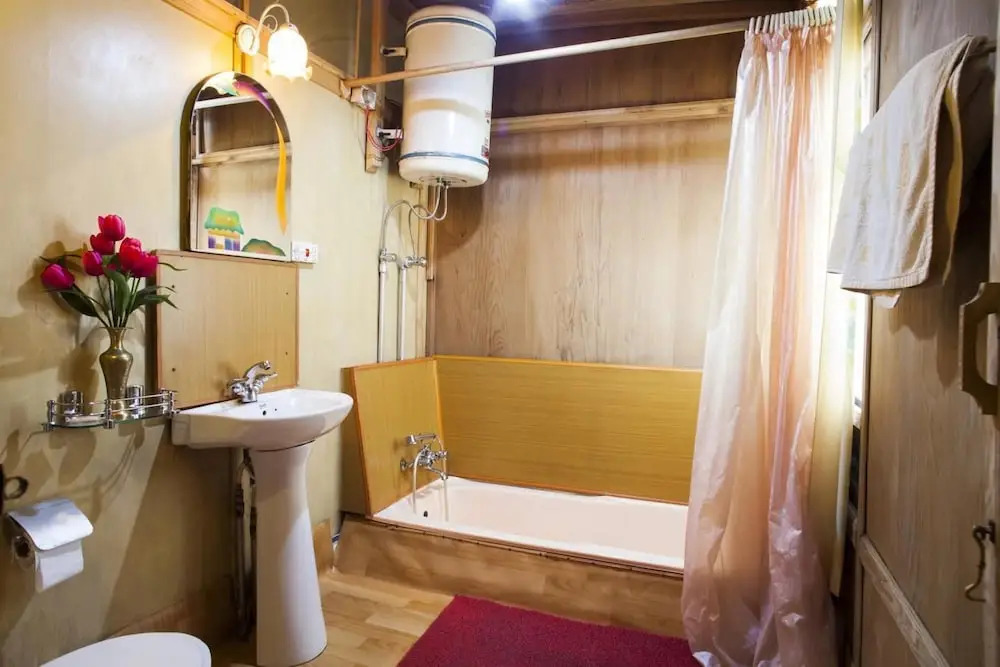 Houseboat Prince Of Bombay