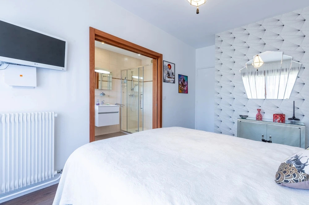 VANEAU splendide appartement d'une chambre dans le centre