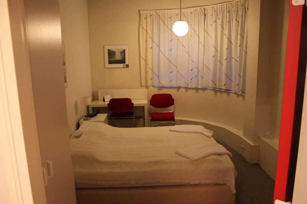 101 Guesthouse Hotel