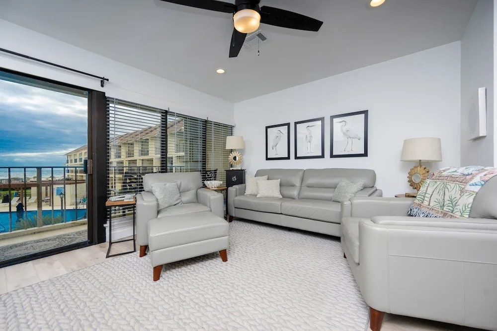 Gulf Side Townhomes 20 2 Bedroom Condo