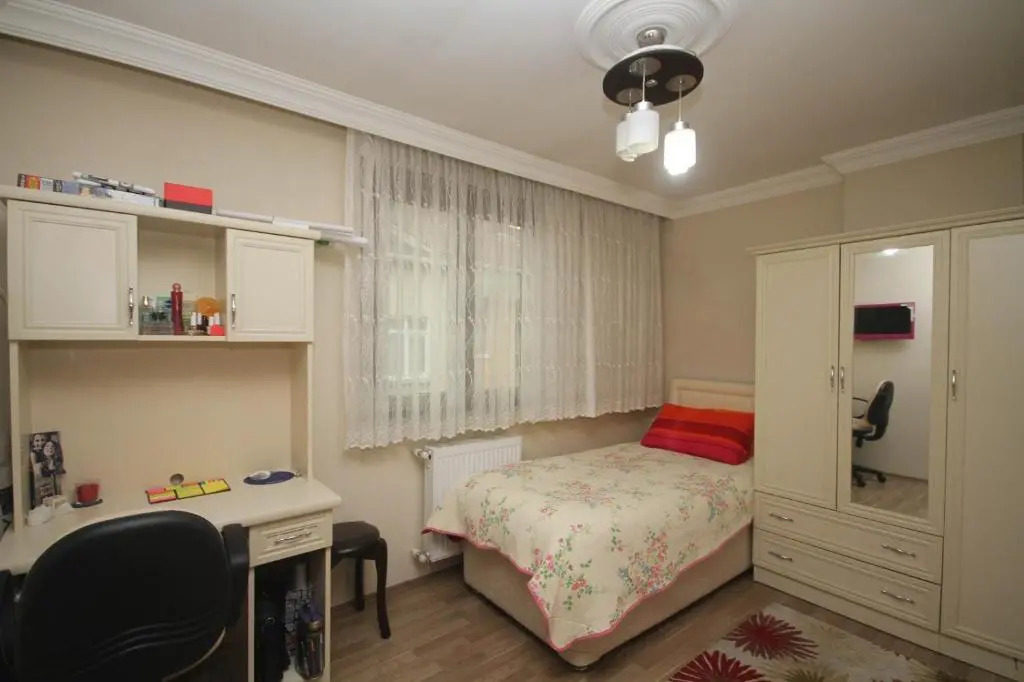 Kalemci̇ Apart