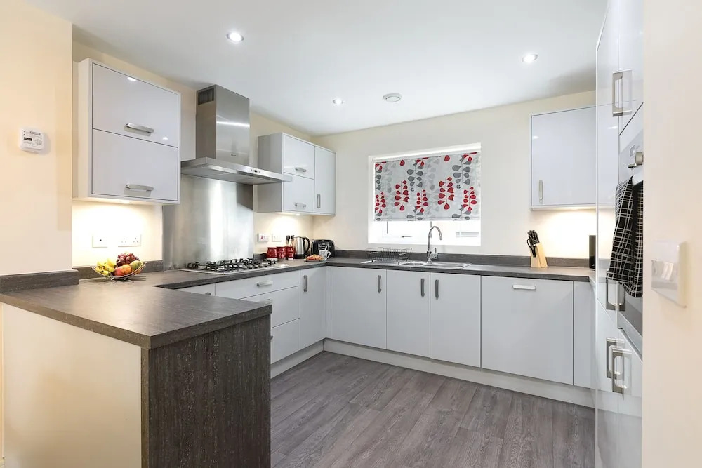 KVM - Quayside House