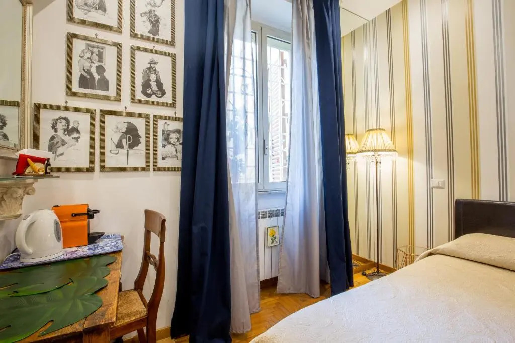 Vatican Rooms