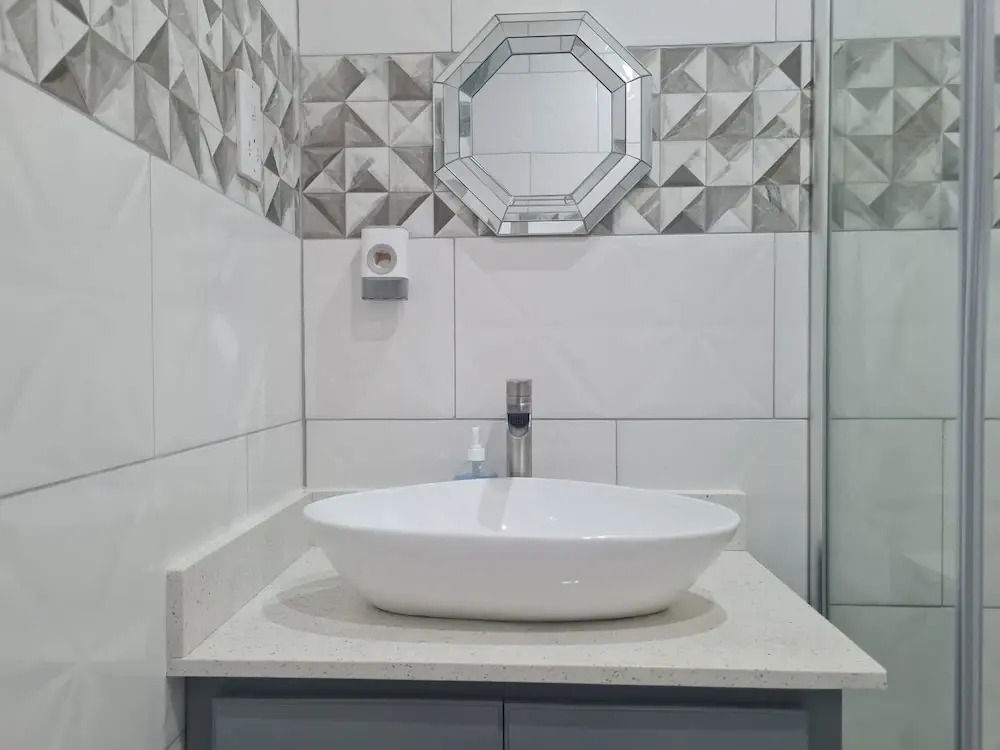Condo in Gros Islet 10 Mins Drive to Beach