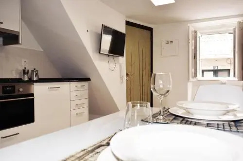 Luxury rooms in Central Lisbon next station