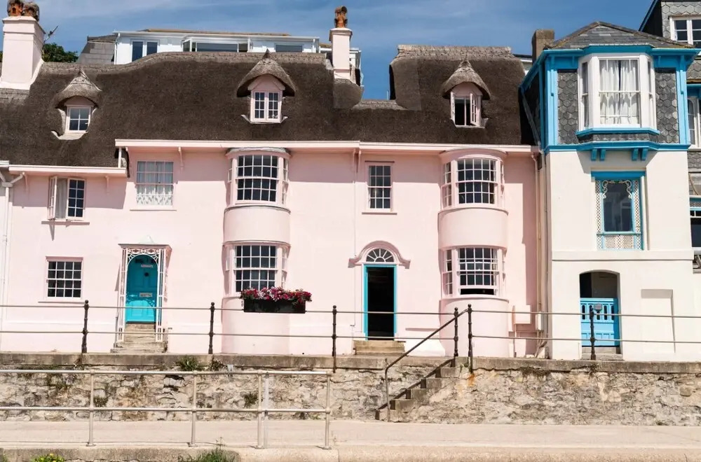 2 Beach Way House