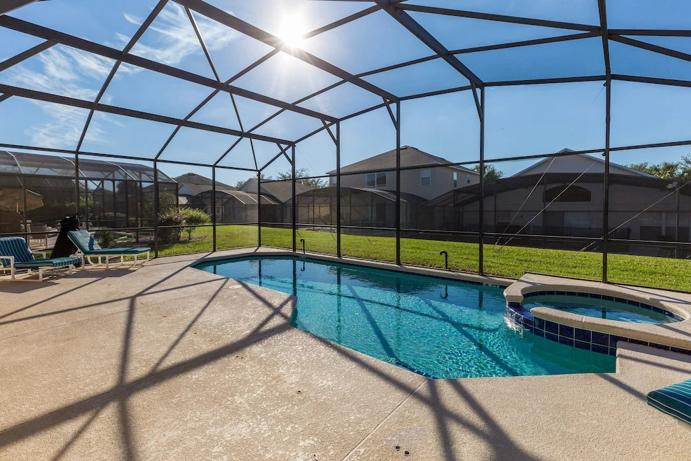 Palm Key Villa 7 bed on Emerald Island Resort