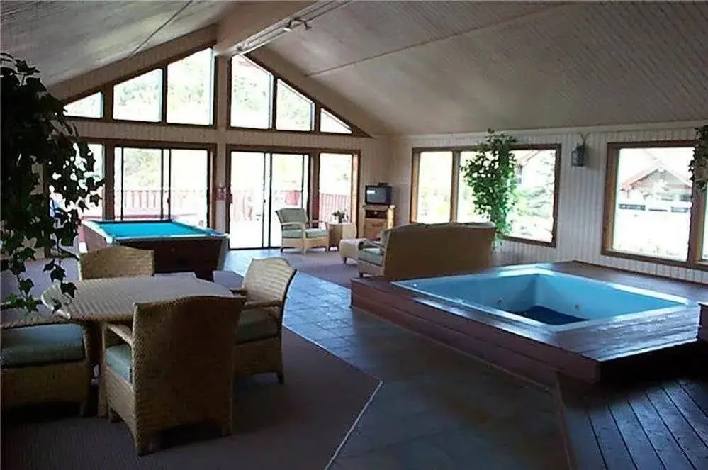 RidgeCrest Condominiums - 307